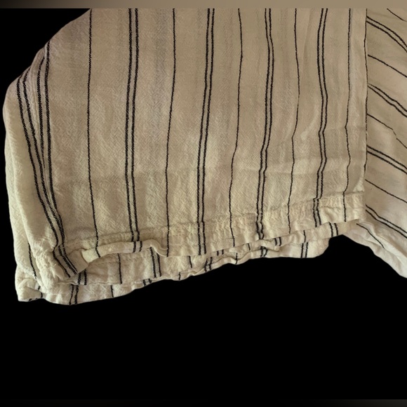 TIME AND TRU Woman’s Creamy or Off White & Black Stripe Draw String Pants - Picture 5 of 11